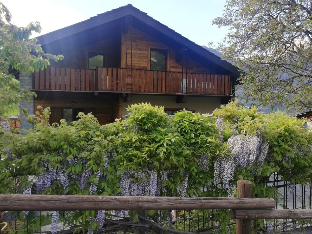A Casa Da Elide Hotel Aymavilles Kültér fotó