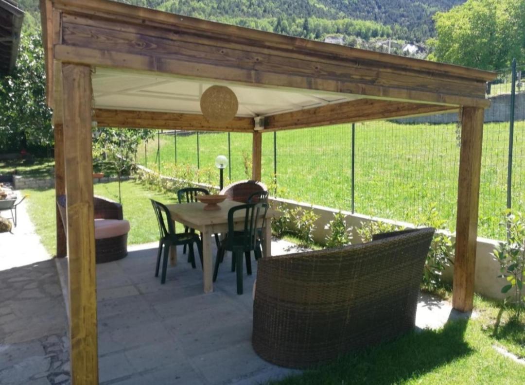 A Casa Da Elide Hotel Aymavilles Kültér fotó